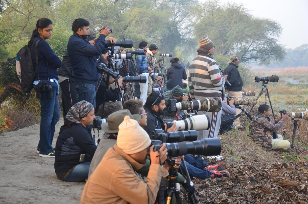 Hotel Sunbird Bharatpur Bagian luar foto